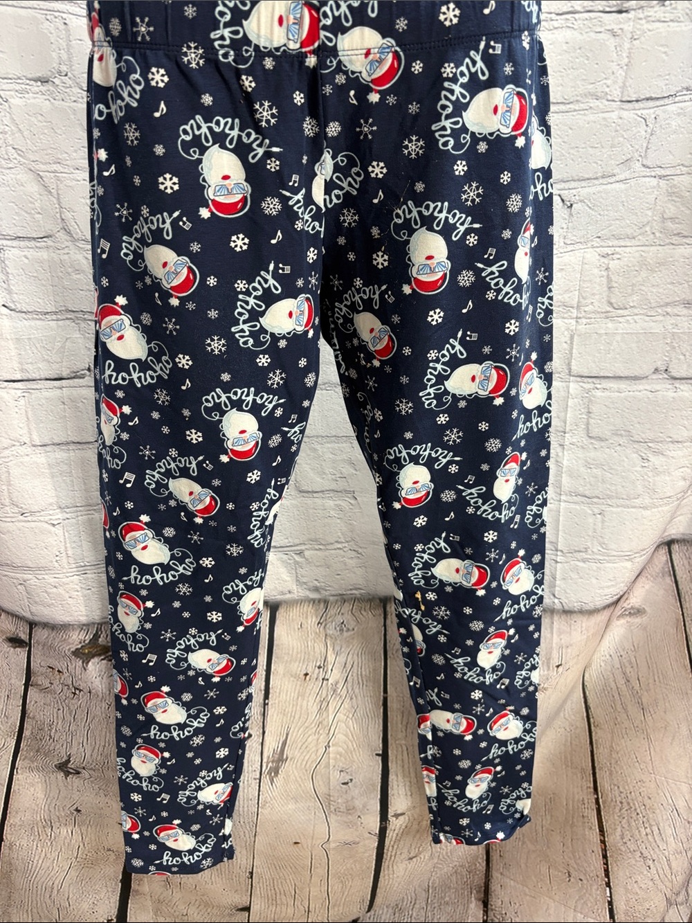 No Boundaries Navy Santa & Snowflake leggings